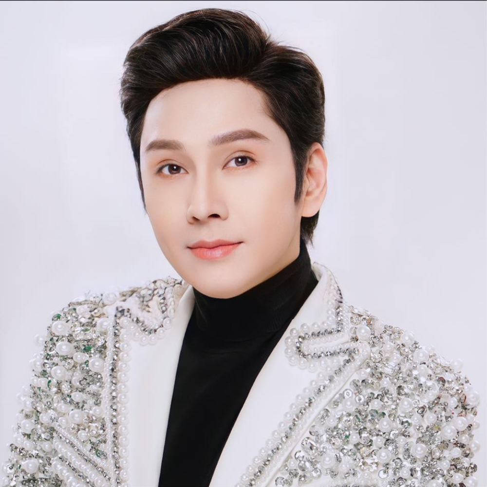 Nghệ Sĩ Ưu Tú - Vũ Luân